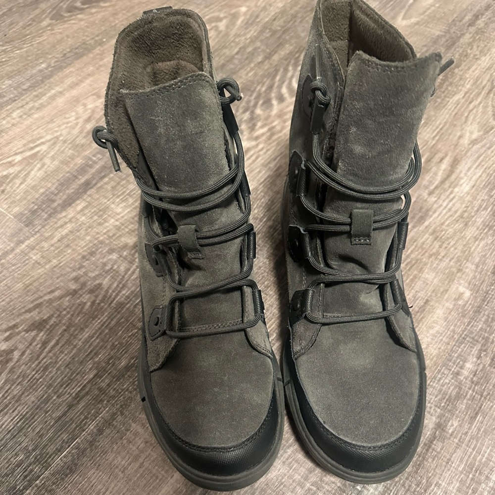 Sorel Mens Dark Gray Winter Boots